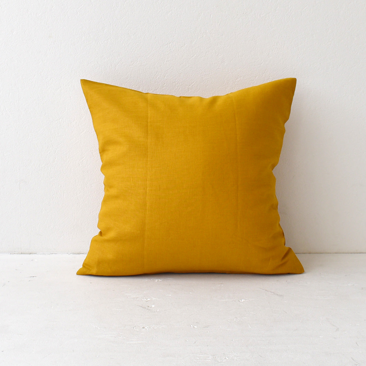 クッションカバー 40×40cm ピュアリネン 日本製 麻100％ 15色 無地 ナチュラルカラー しなやかな艶とシャリ感 リネンとラミーの混紡 丁寧な縫製 オーダー納期10日