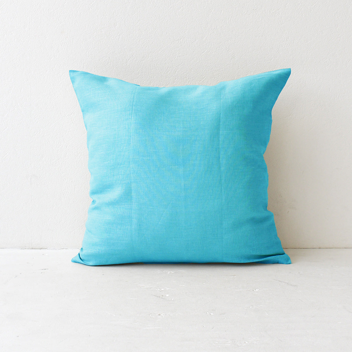 クッションカバー 40×40cm ピュアリネン 日本製 麻100％ 15色 無地 ナチュラルカラー しなやかな艶とシャリ感 リネンとラミーの混紡 丁寧な縫製 オーダー納期10日