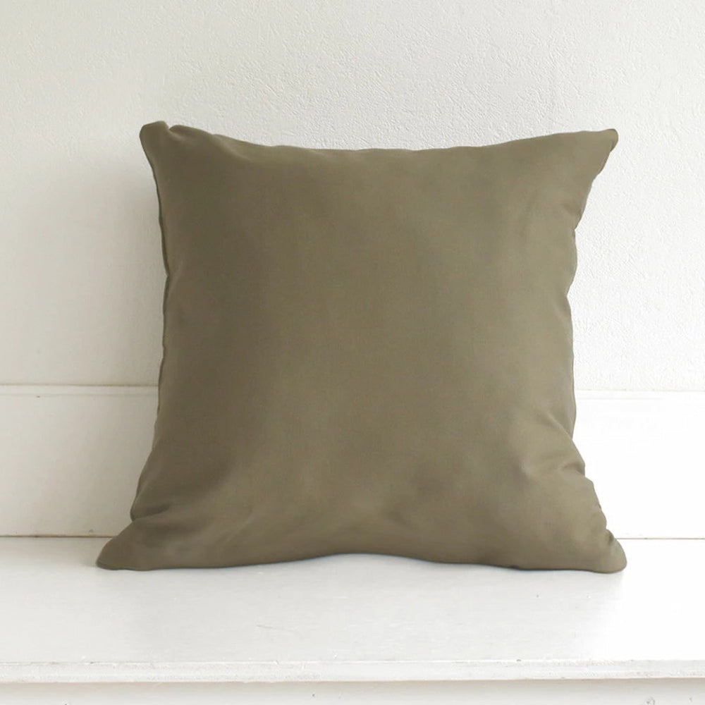 クッションカバー 60×60cm オーガニック コットン 100％ 北欧 日本製 綿100％ 3色 肌触りの良いバックサテン生地 ナチュラルカラー 丁寧な縫製