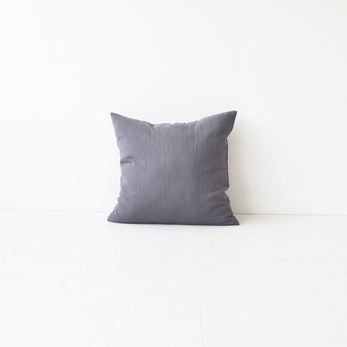 ダブルガーゼ ワッシャー クッションカバー 3色×サイズ35･45･60 日本製 手もみ風シワ加工 くつろぎシリーズ