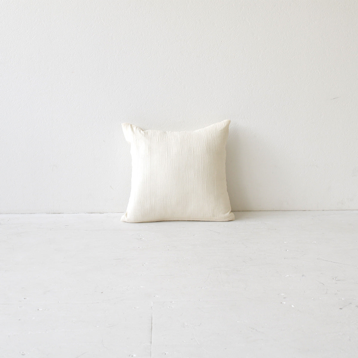 ダブルガーゼ ワッシャー クッションカバー 3色×サイズ35･45･60 日本製 手もみ風シワ加工 くつろぎシリーズ